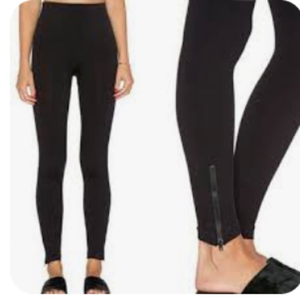Spanx Size Zip Black Leggings Sz.‎ S